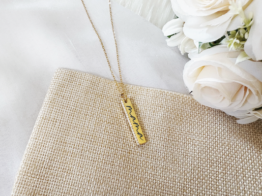 Mama Necklace