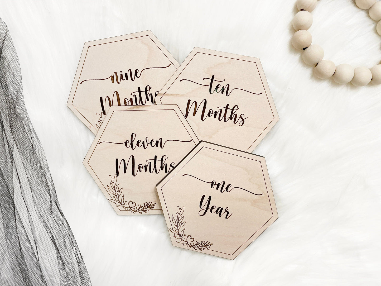 Floral Wooden Baby Milestone Plaques, Monthly Milestones, Modern Baby Growth Tracker, Hello World, Welcome Baby, Newborn Baby, Birth Stats