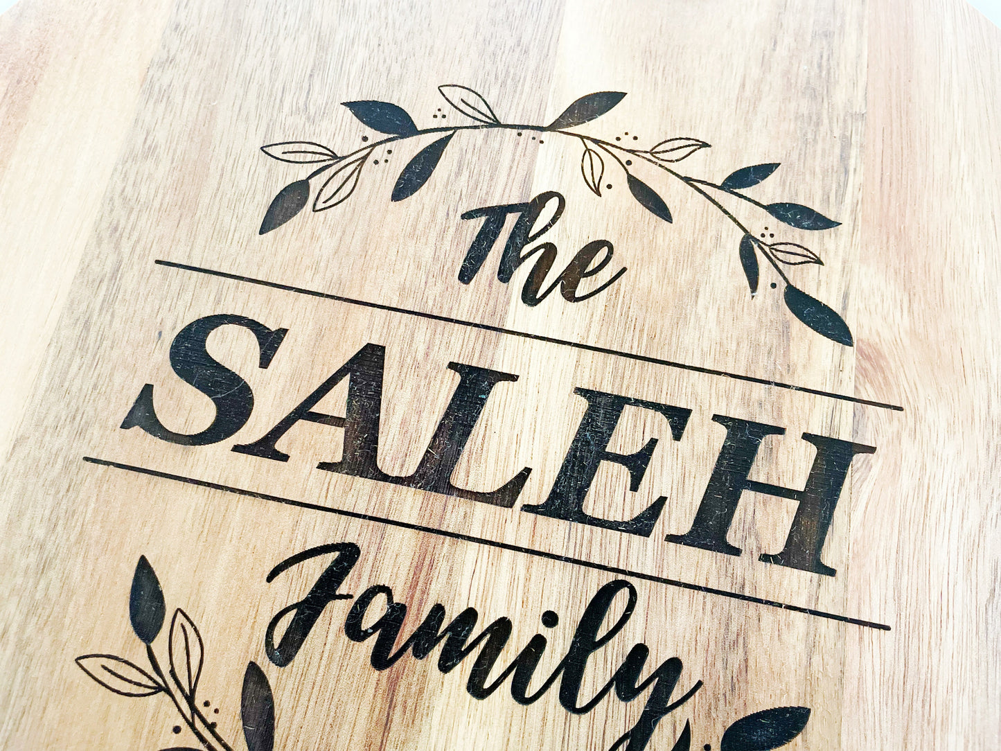 Personalized Acacia Round Paddle Board, Family Name Cutting Board, Mother's Day Gift, Gift for Her, Kitchen Decor, Engraved Board