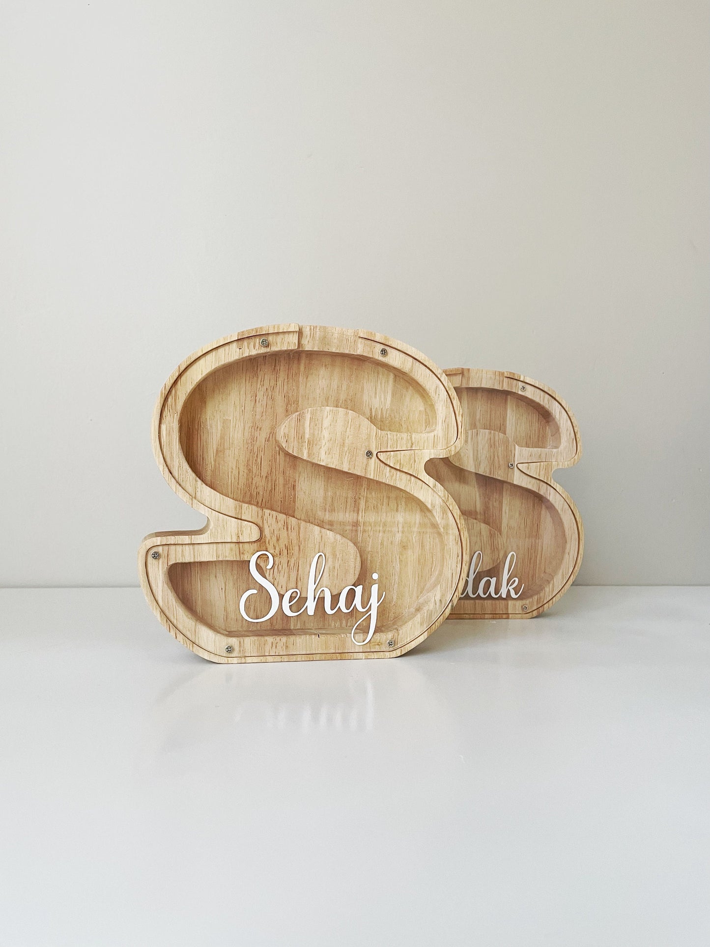 Custom Alphabet Letter, Personalized Wooden Money Bank for Kids, Piggy Bank, Gifts for Kids, Vacation Fund, Everyday Savings Bank, Home Deco