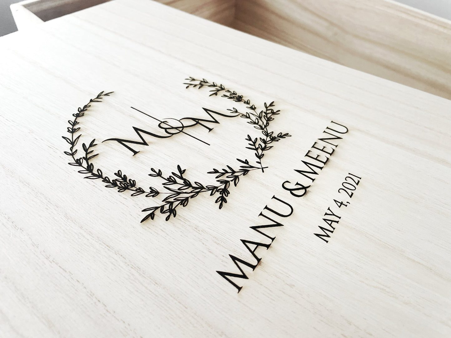 Personalized Wooden Keepsake Box, Large Custom Wedding Memory Box, Engraved Gift Box, Rustic Keepsake Box, Anniversary Gift, Christmas Gift