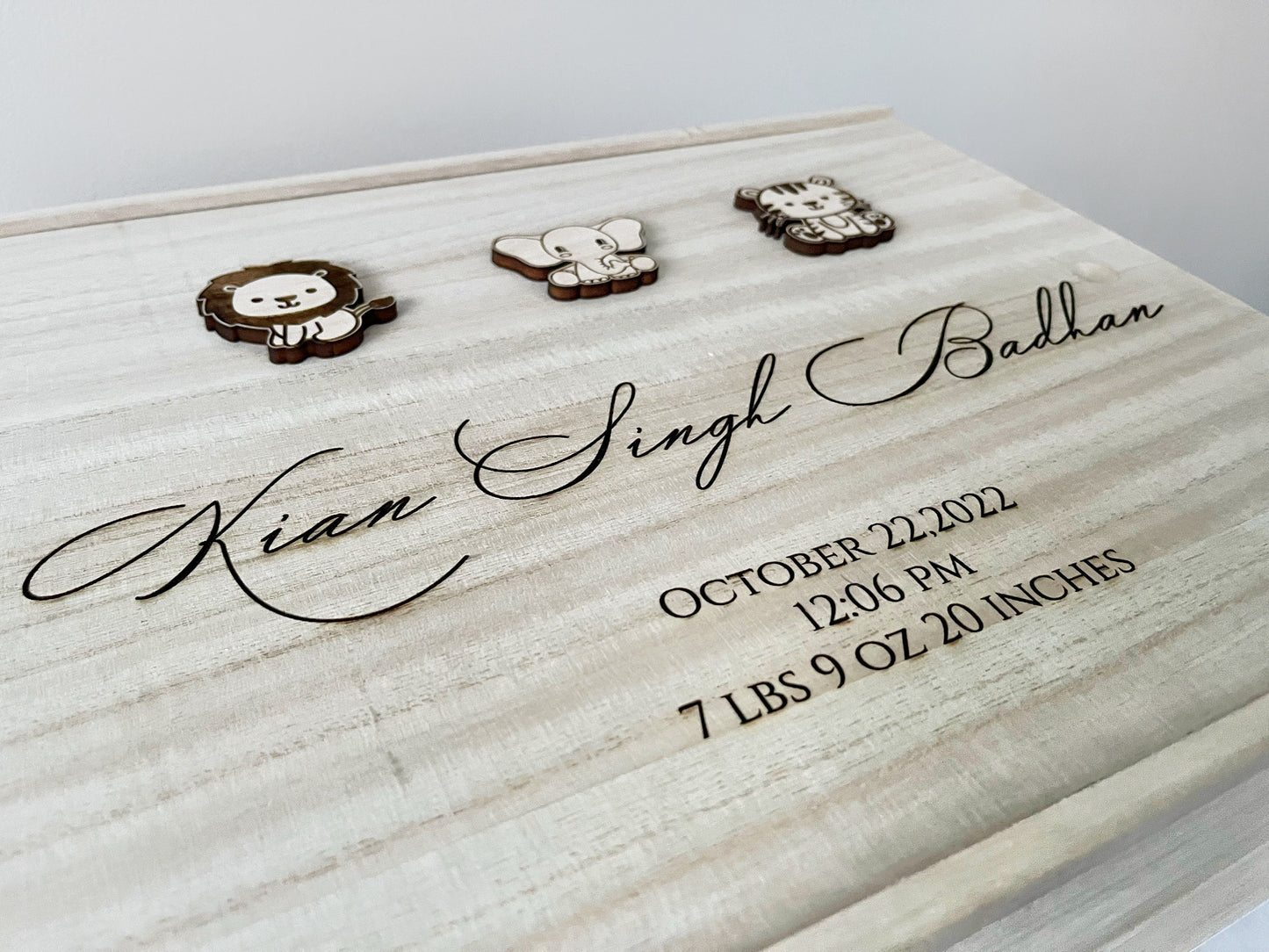 Customized Wood Keepsake Box for Baby Gifts and Memories