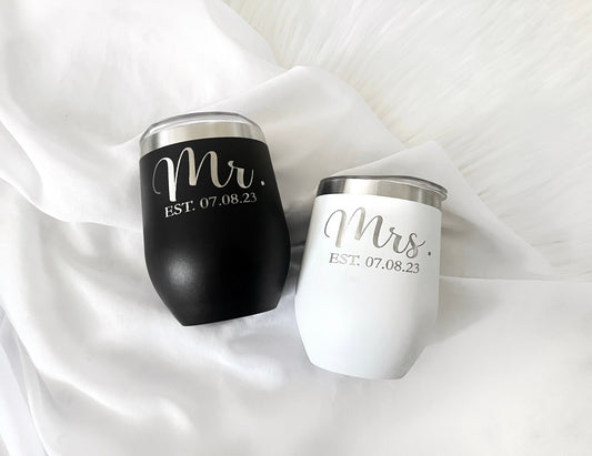 Custom Engraved Wine Tumbler, Personalized Mr & Mrs Tumbler, Gift for Her, Wedding Gift, Wine Tumbler for Him and Her, Bride Gift, Newlyweds