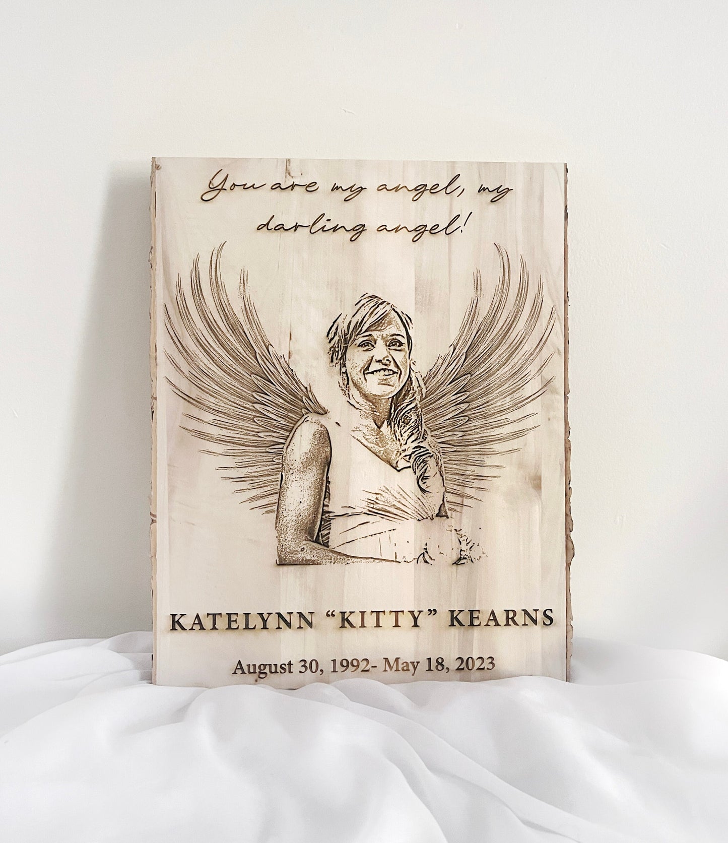 Wooden Memorial Plaque, Remembering Loved One, Personalized Keepsake Frame to Remember a Loved One, In Loving Memory, Engraved Portrait