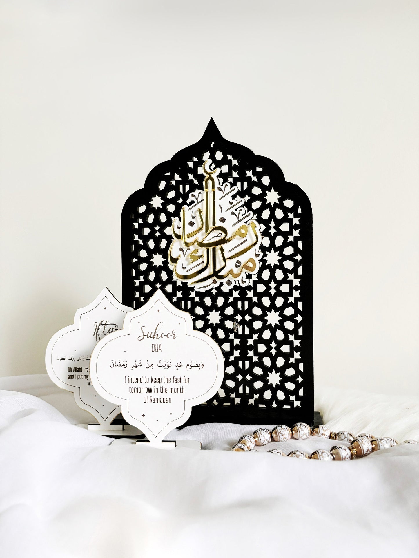 Ramadan Mubarak Sign, Days of Ramadan, Wooden Ramadan Sign, Suhoor & Iftar Duas, Ramadan Ideas, Islamic Ramadan Decor, Ramadan Signage