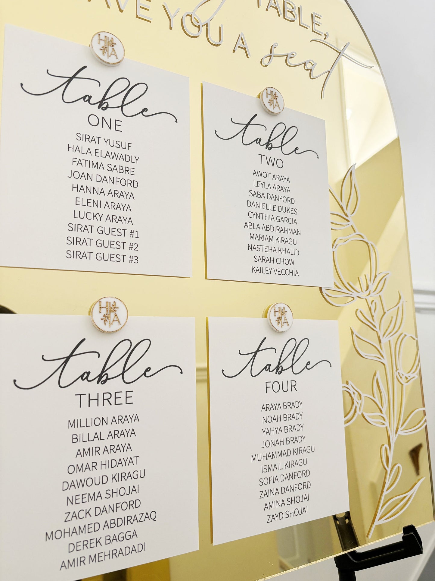 Acrylic Seating Chart, Mirror Acrylic Seating Chart, Table Chart for Wedding, Gold and White Signage, Nikkah Signage, Welcome Sign, Walima