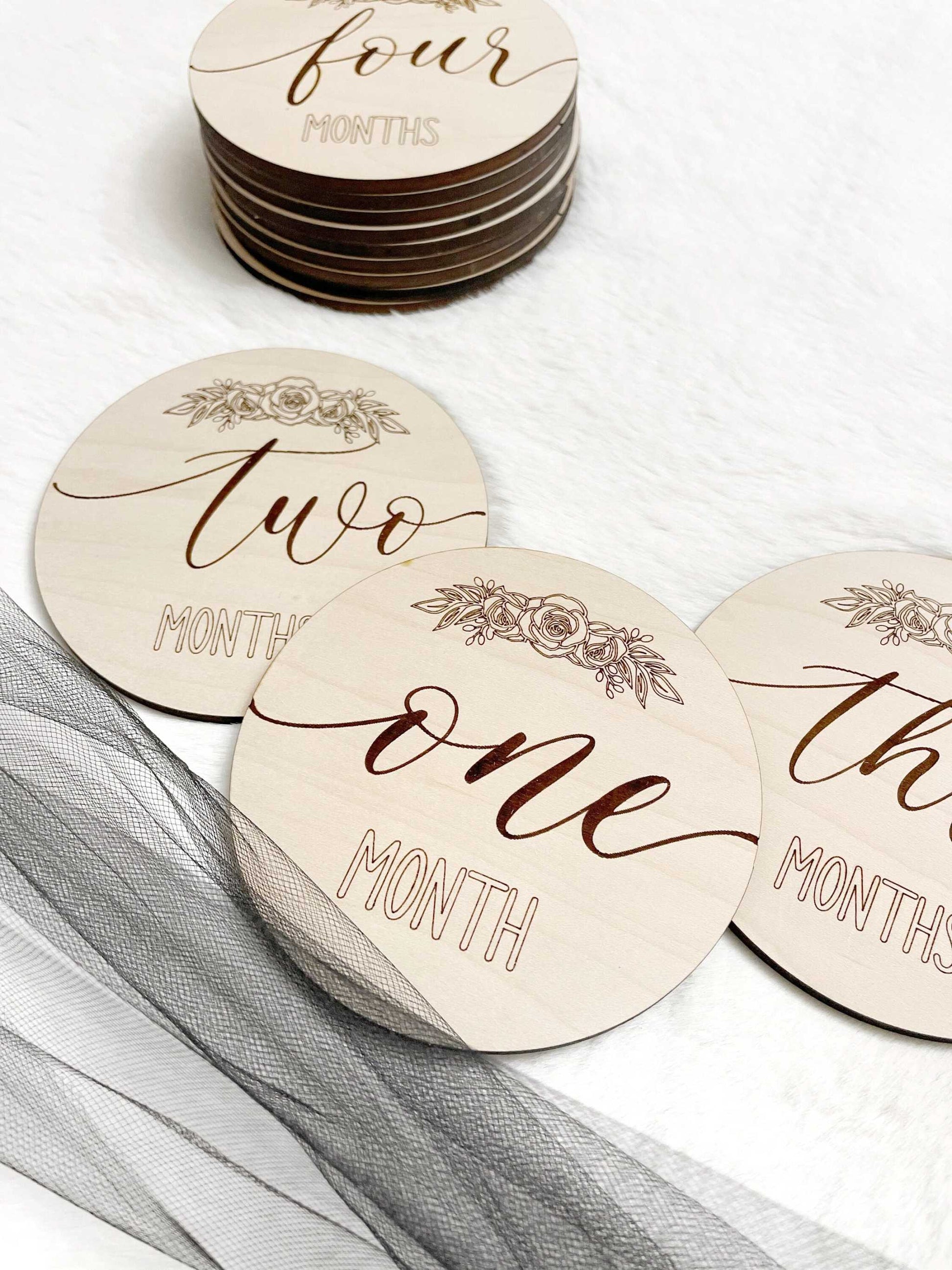 Round Floral Baby Monthly Milestones - Perfect Baby Shower Gift