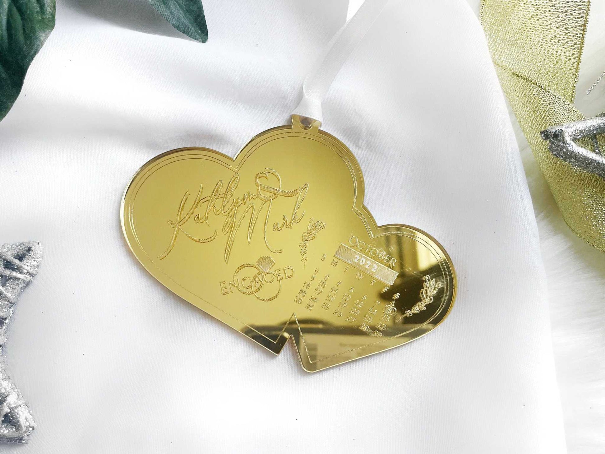 Story Began Calender Ornament - Cherish Special Moments